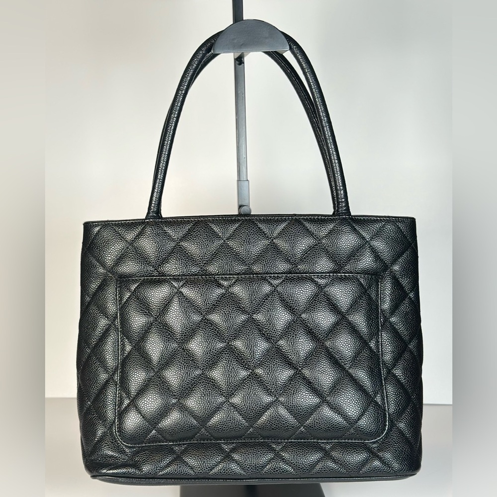 Authentic CHANEL Black Quilted Caviar Leather CC Medallion Tote - Picture 2 of 13